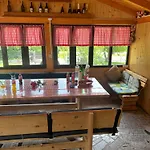 Prenociste Sara * Bihac
