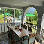 Prenociste Sara Apartment Bihać