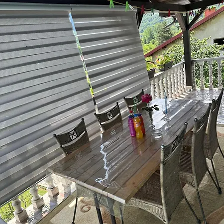 Prenociste Sara Apartment