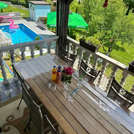 Prenociste Sara Bihać