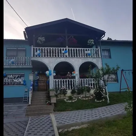 Prenociste Sara * Bihać