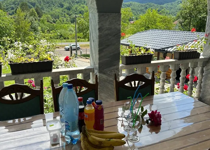 公寓 Prenociste Sara